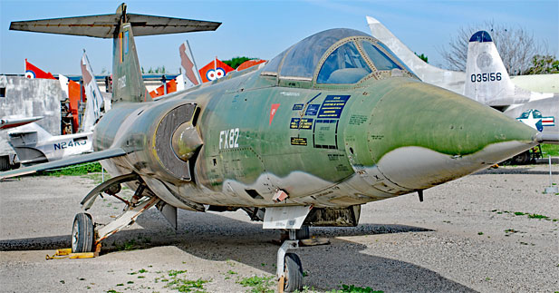 veltalende om Dødelig Lockheed F-104G 'Starfighter' | Planes of Fame Air Museum