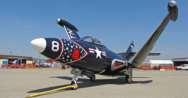 Grumman F9F-5P 'Panther'  Planes of Fame Air Museum
